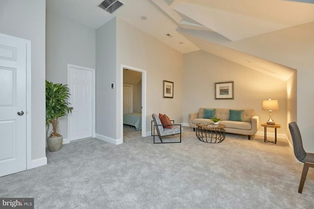 6323 EVERGLADES DR, Alexandria, VA 22312