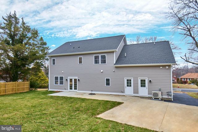 6323 EVERGLADES DR, Alexandria, VA 22312