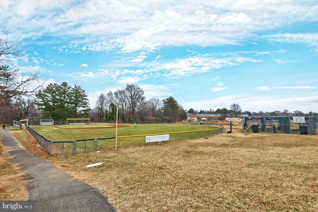 6323 EVERGLADES DR, Alexandria, VA 22312