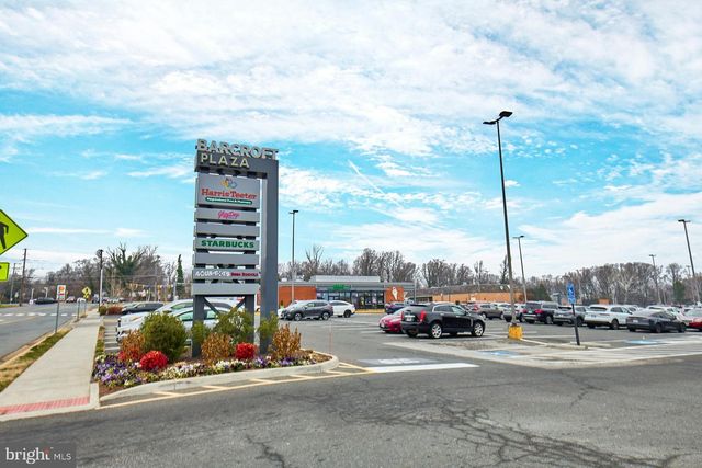 6323 EVERGLADES DR, Alexandria, VA 22312