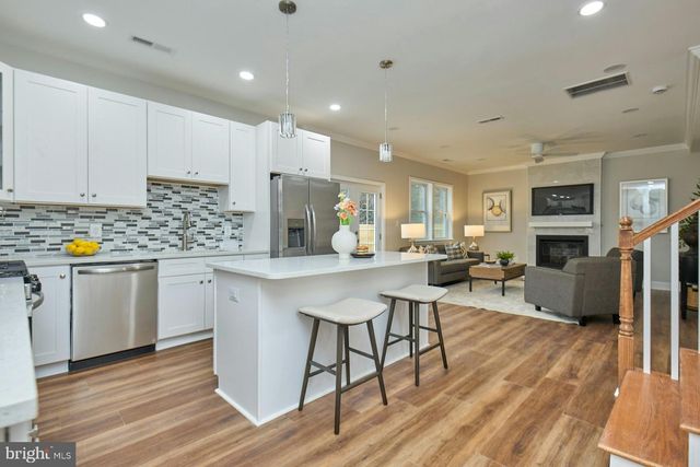 6323 EVERGLADES DR, Alexandria, VA 22312