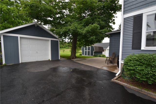 1723 Division Street, Palmyra, NY 14522