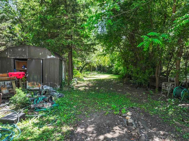 309 Landmeier Road, Elk Grove Village, IL 60007