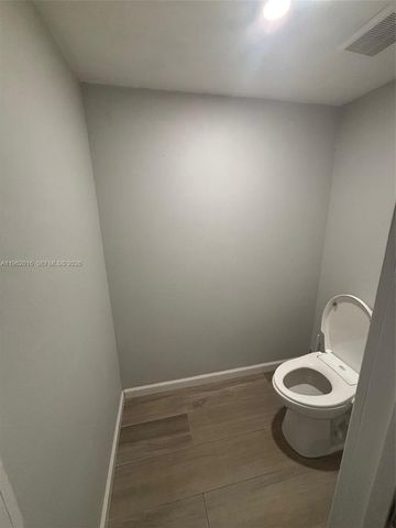 6417 Windmill Gate Rd 0, Miami Lakes, FL 33014