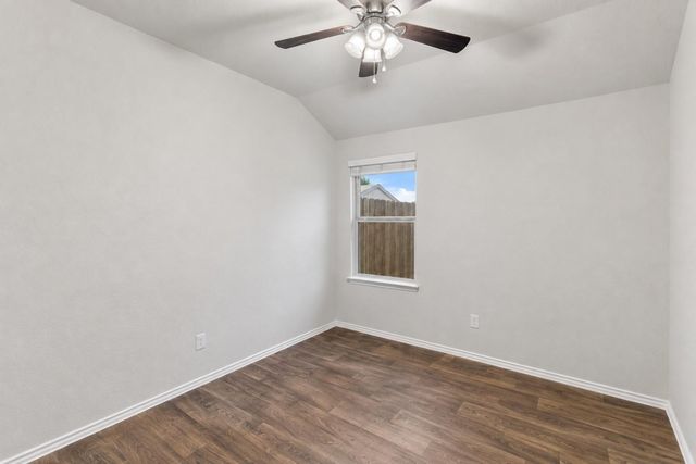 7906 Tamarind Lane, Baytown, TX 77521