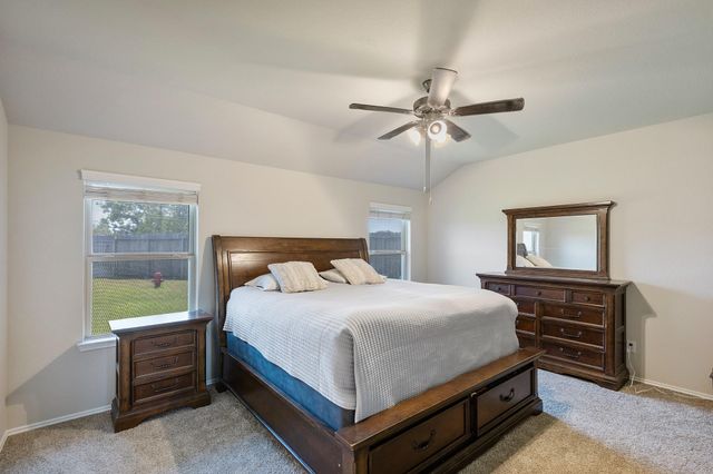 7906 Tamarind Lane, Baytown, TX 77521