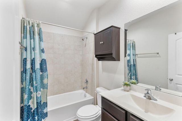 7906 Tamarind Lane, Baytown, TX 77521