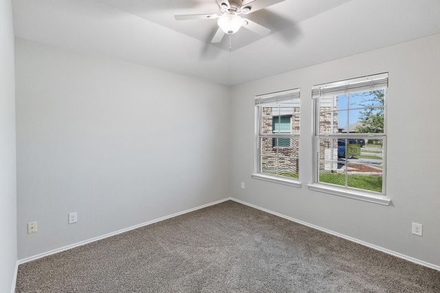 7906 Tamarind Lane, Baytown, TX 77521