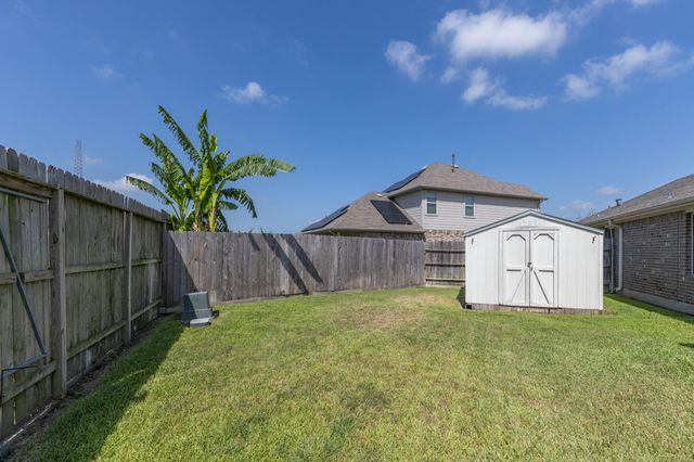7906 Tamarind Lane, Baytown, TX 77521