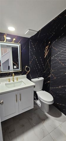 4520 GRAINARY AVENUE, Tampa, FL 33624