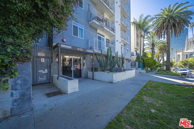 440 S Occidental Boulevard 204, Los Angeles, CA 90057