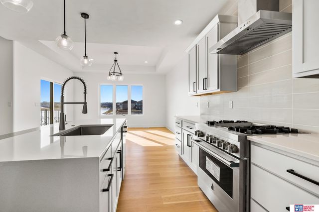 10231 Starlight Bay, Lincoln, NE 68527