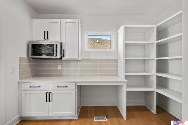 10231 Starlight Bay, Lincoln, NE 68527