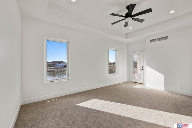 10231 Starlight Bay, Lincoln, NE 68527