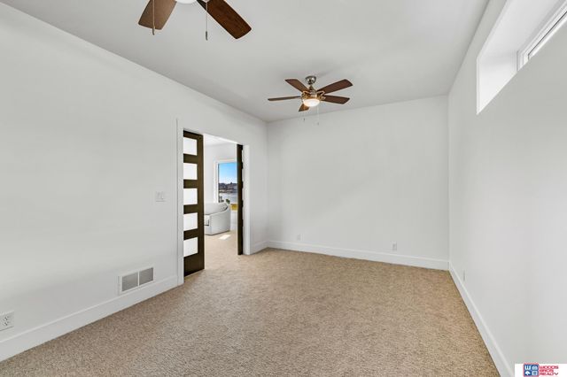 10231 Starlight Bay, Lincoln, NE 68527