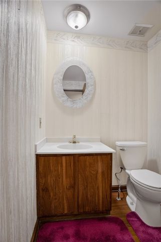 363 Hawthorne Ct, Ross Twp, PA 15237