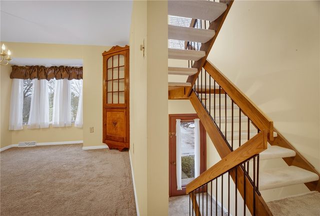 363 Hawthorne Ct, Ross Twp, PA 15237