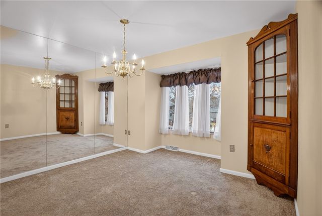 363 Hawthorne Ct, Ross Twp, PA 15237