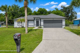 1598 Kelly Street SE, Palm Bay, FL 32909