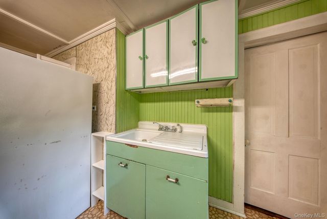 2 Shingle Kill Court, Sparrowbush, NY 12780