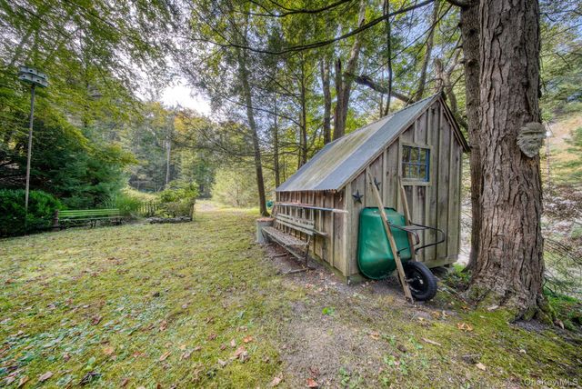 2 Shingle Kill Court, Sparrowbush, NY 12780