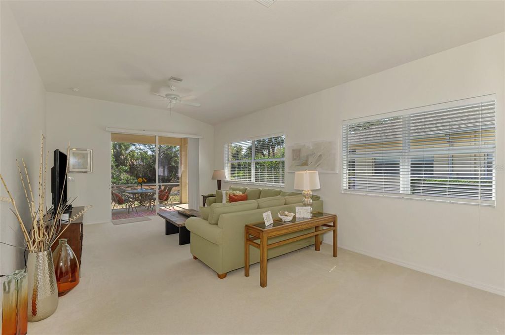 Image 12 of property listing at 1104 YOSEMITE DRIVE, Englewood, FL 34223