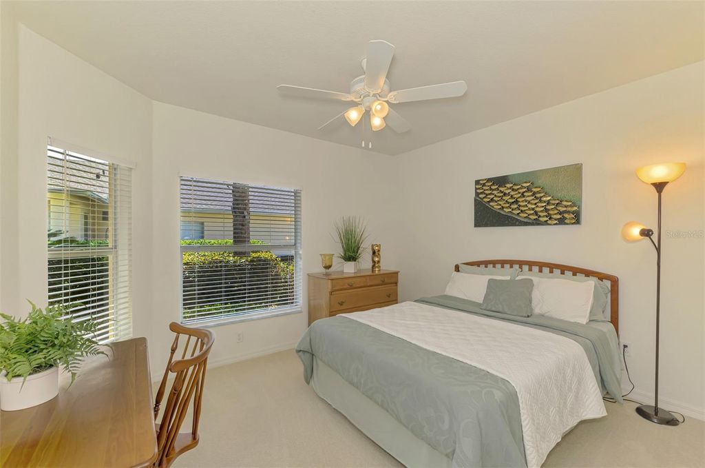 Image 35 of property listing at 1104 YOSEMITE DRIVE, Englewood, FL 34223