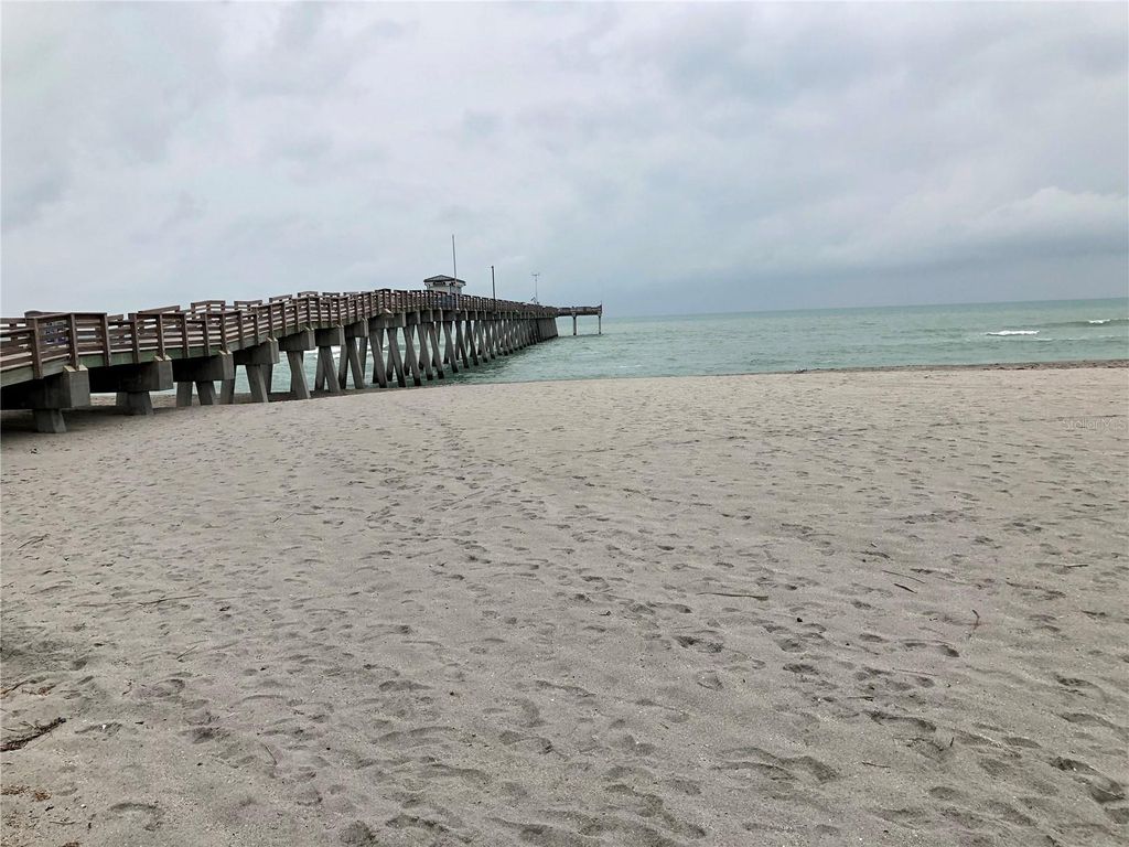 Image 73 of property listing at 1104 YOSEMITE DRIVE, Englewood, FL 34223