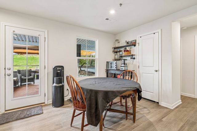 4124 S Downs Cir, White House, TN 37188