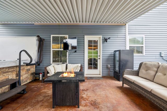 4124 S Downs Cir, White House, TN 37188