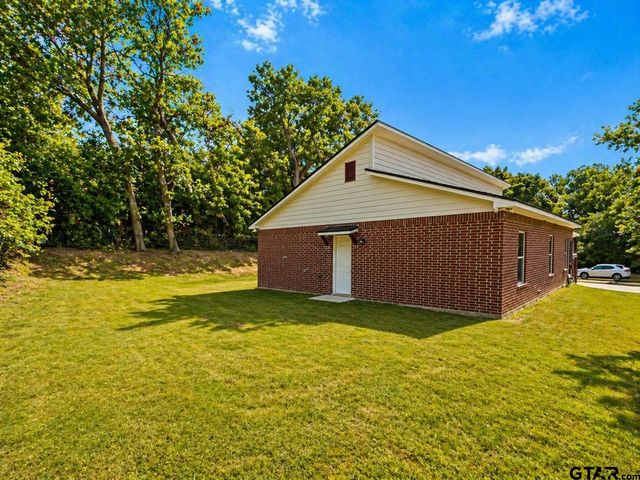 1410 W Connally St, Tyler, TX 75701