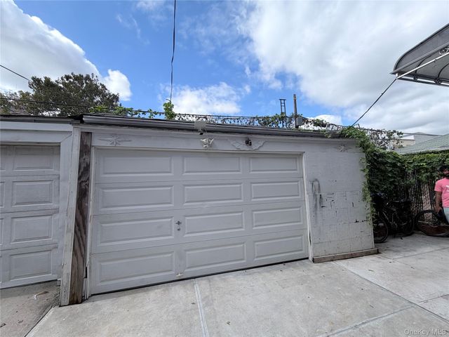 1214 E 34th Street, Brooklyn, NY 11210