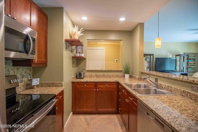 965 REGISTRY Boulevard 102, St. Augustine, FL 32092
