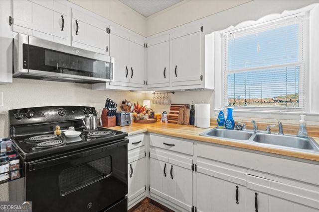 320 Langston Road, Perry, GA 31069