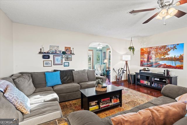 320 Langston Road, Perry, GA 31069