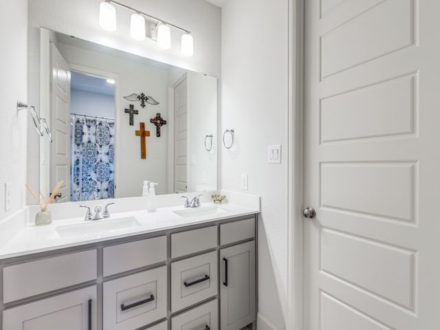 2001 Song Sparrow Lane, Mckinney, TX 75071