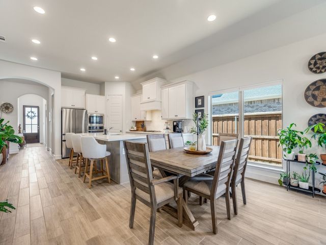 2001 Song Sparrow Lane, Mckinney, TX 75071