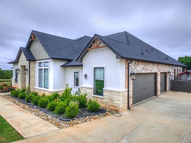 2271 Jackson Lane, Blanchard, OK 73010