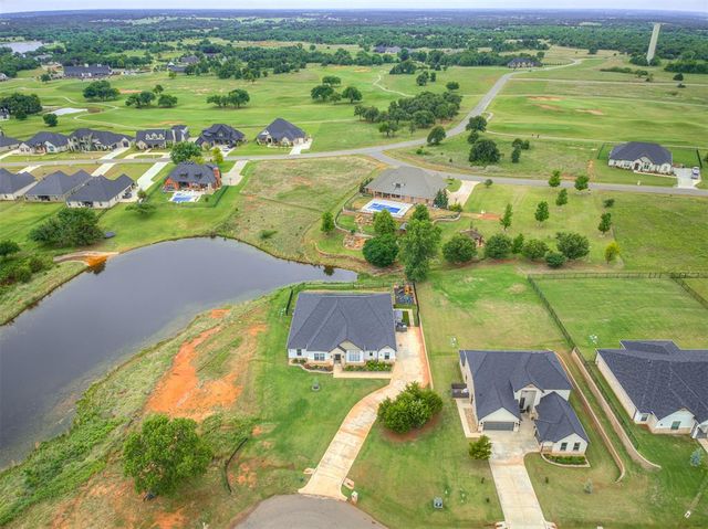 2271 Jackson Lane, Blanchard, OK 73010