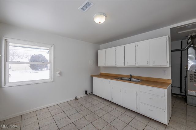 4223 Palm Avenue, Lorain, OH 44055