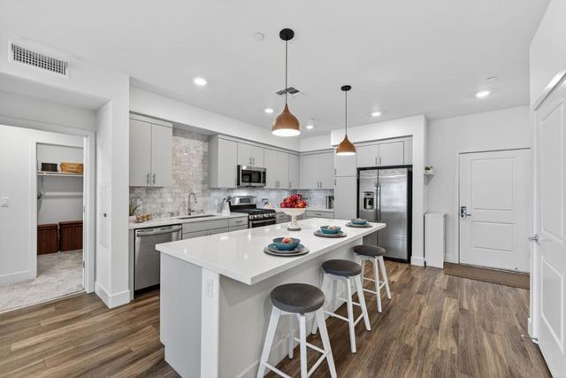 5925 Charlotte Drive 408, San Jose, CA 95123