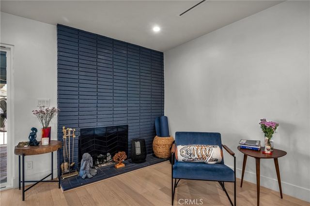 7460 Sausalito, West Hills, CA 91307