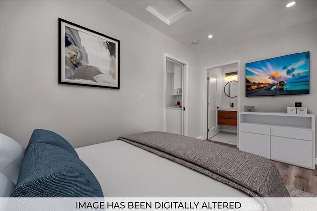 7460 Sausalito, West Hills, CA 91307