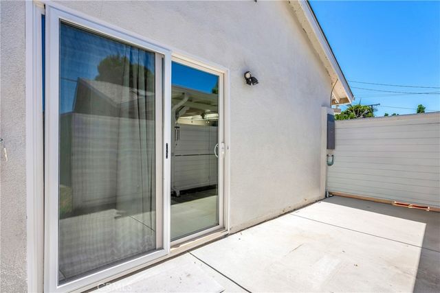 7460 Sausalito, West Hills, CA 91307