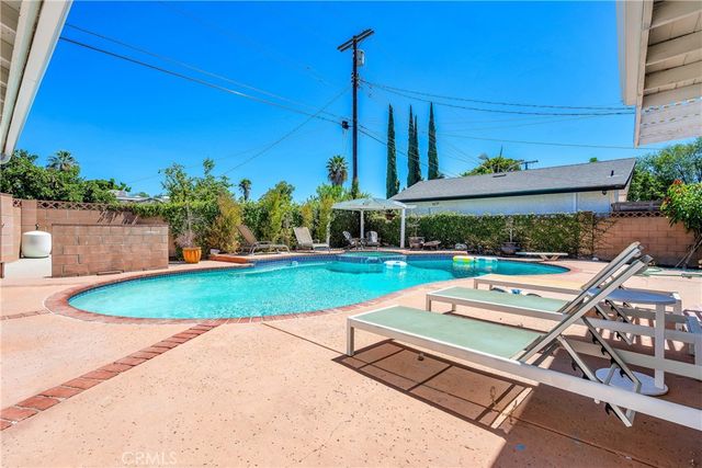 7460 Sausalito, West Hills, CA 91307