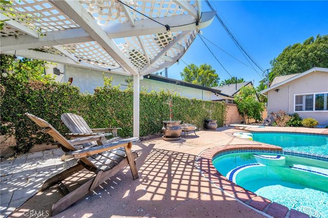 7460 Sausalito, West Hills, CA 91307