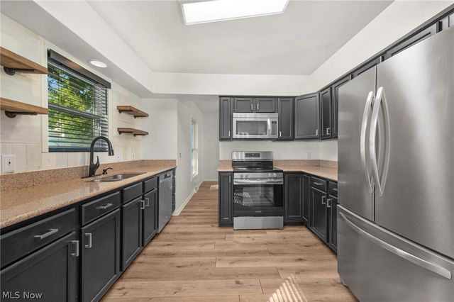 6301 Fiesta Court, Lorain, OH 44053