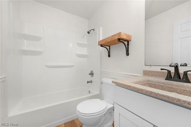 6301 Fiesta Court, Lorain, OH 44053