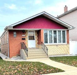 6129 S Parkside Avenue, Chicago, IL 60638