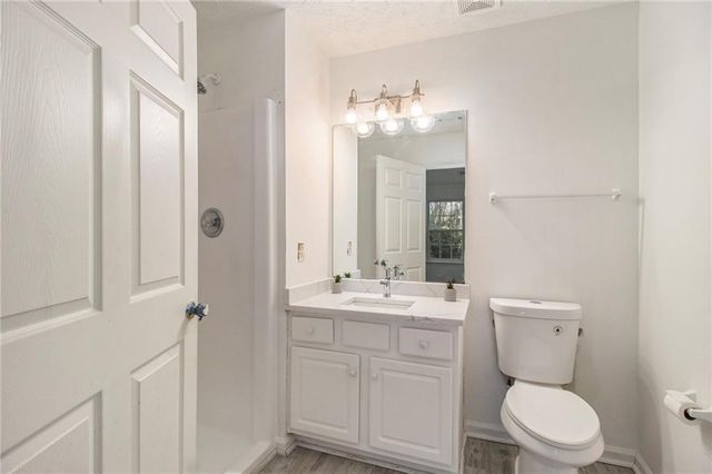 1025 Lakeside Circle, Covington, GA 30016